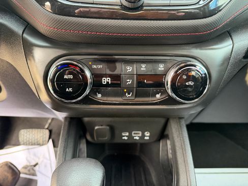 Certified 2021 Chevrolet TrailBlazer RS w/ Convenience Package image 23