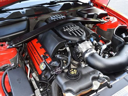 Used 2013 Ford Mustang Boss 302 w/ Boss 302 Accessory Pkg image 12