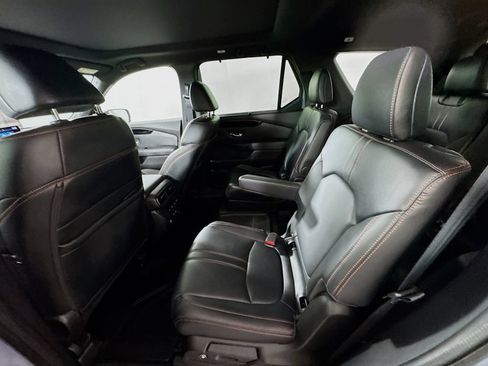 Used 2025 Honda Pilot TrailSport image 28