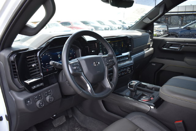 Used 2026 Chevrolet Silverado 1500 ZR2 AWD/4WD image 11