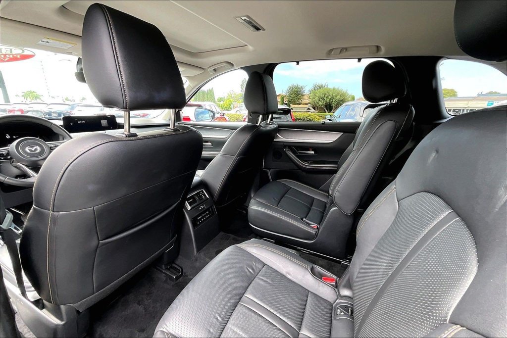 Certified 2024 MAZDA CX-90 Plug-In Hybrid w/ Preferred AWD/4WD image 16