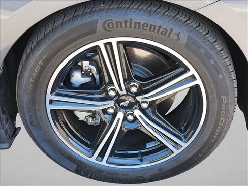 Used 2025 Ford Mustang Premium RWD image 25
