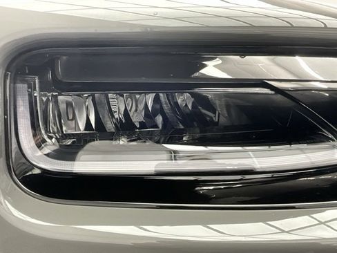 Used 2025 Dodge Charger R/T w/ Sun & Sound Package image 20