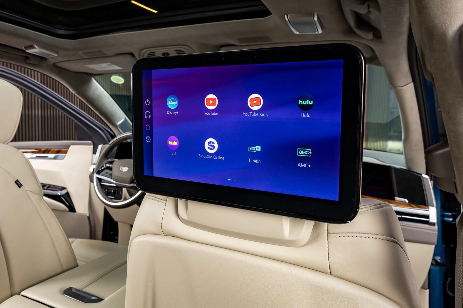 Used 2025 Cadillac Escalade Sport Platinum AWD/4WD image 34