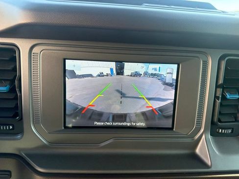 Used 2023 Ford Bronco Outer Banks AWD/4WD image 33
