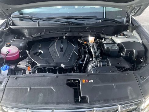 Used 2024 Hyundai Tucson Limited FWD image 32