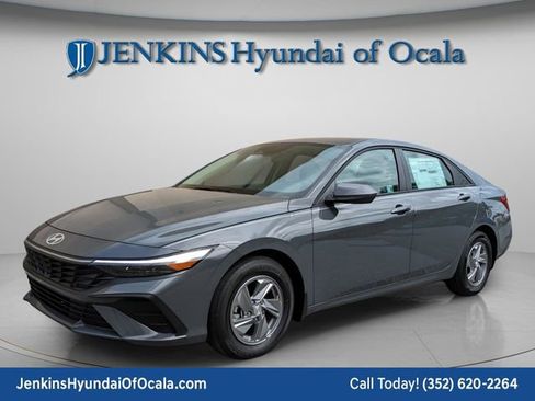 New 2026 Hyundai Elantra SE image 7