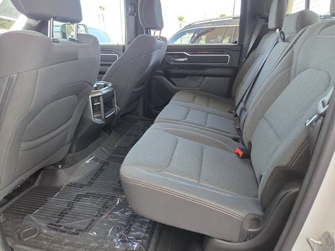Used 2022 RAM 1500 Big Horn AWD/4WD image 14