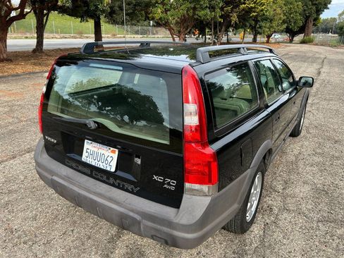 Used 2003 Volvo V70 image 13