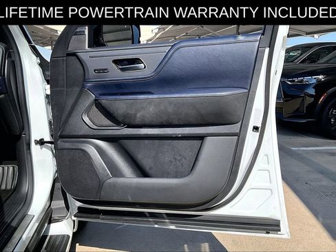 Certified 2026 INFINITI QX80 4WD w/ Sport Exterior Package image 25