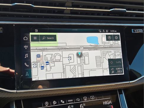 Used 2024 Audi RS Q8 image 27