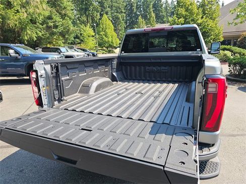 New 2025 GMC Sierra 3500 Denali w/ Denali Reserve Package image 16