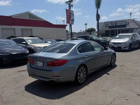 Used 2018 BMW 530i RWD image 4