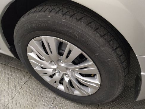 Used 2022 Nissan Altima 2.5 S FWD image 31