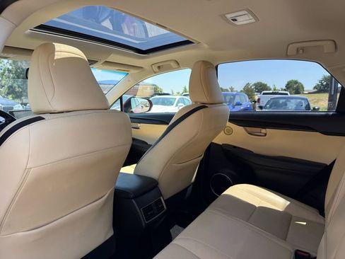 Used 2015 Lexus NX 300h AWD w/ Premium Package image 18