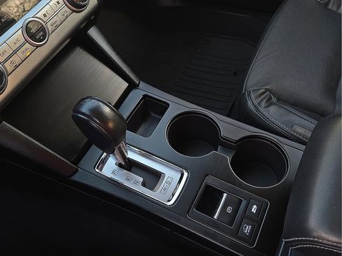 Used 2016 Subaru Outback 3.6R Limited image 21