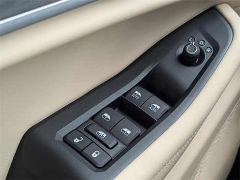 New 2025 Jeep Grand Cherokee Limited image 24