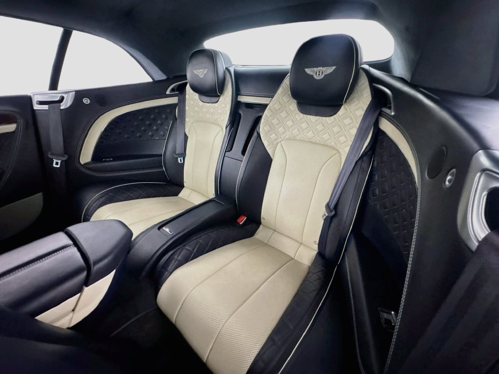 Used 2022 Bentley Continental GT AWD/4WD image 25
