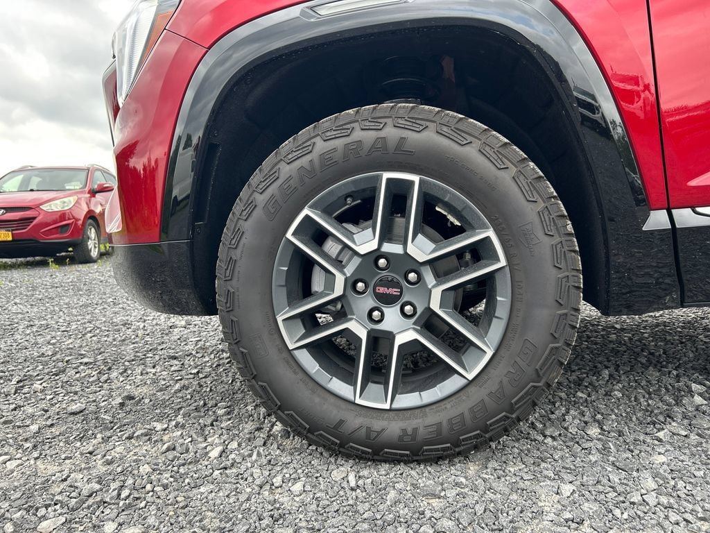 New 2026 GMC Terrain AT4 w/ LPO, Floor Liner Package AWD/4WD image 28