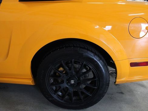 Used 2007 Ford Mustang GT RWD image 26