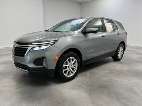 Used 2024 Chevrolet Equinox LT AWD/4WD image 4