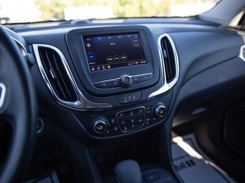 Used 2024 Chevrolet Equinox LT image 14