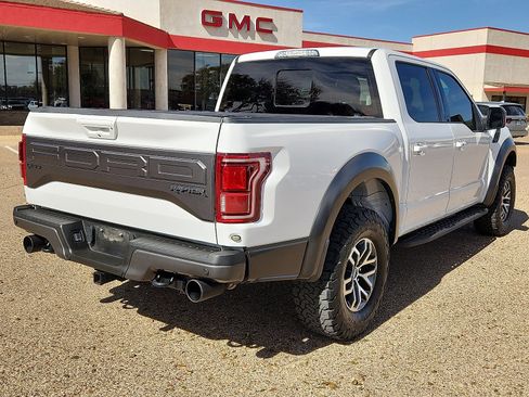 Used 2017 Ford F150 Raptor w/ Equipment Group 802A Luxury image 4