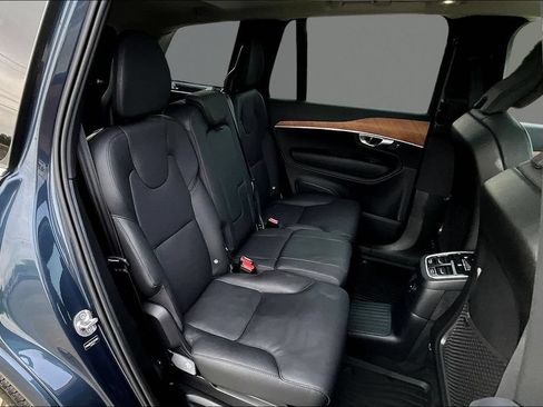 Used 2025 Volvo XC90 T8 Plus w/ Protection Package Premier AWD/4WD image 27