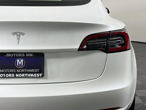 Used 2022 Tesla Model 3 RWD image 24