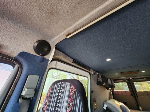Used 2006 Dodge Sprinter 2500 w/ PWR Convenience Group RWD image 39