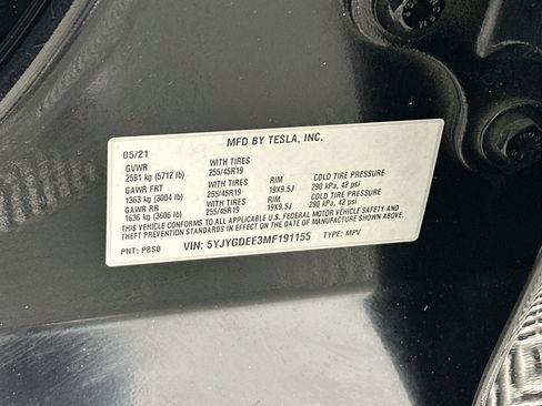 Used 2021 Tesla Model Y Long Range AWD/4WD image 12