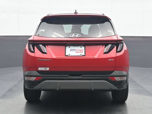 Used 2023 Hyundai Tucson Limited AWD/4WD image 5