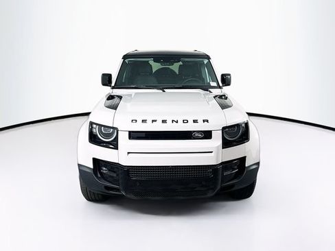 Used 2026 Land Rover Defender 110 S AWD/4WD image 2