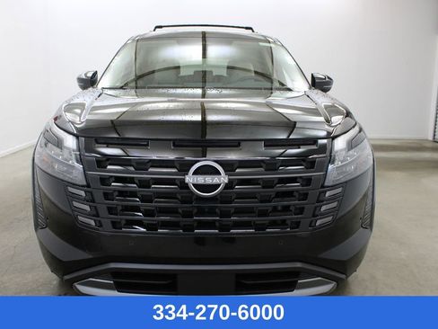 New 2026 Nissan Pathfinder SL image 6