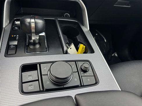 Used 2024 MAZDA CX-90 Plug-In Hybrid w/ Premium Pkg image 33