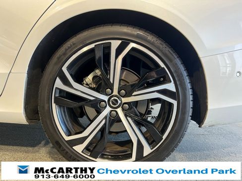 Used 2024 Volvo S60 B5 Plus image 33