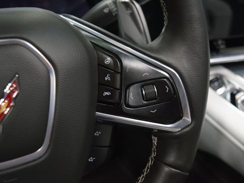 Used 2021 Chevrolet Corvette Stingray Preferred Cpe w/ Z51 Performance Package image 18