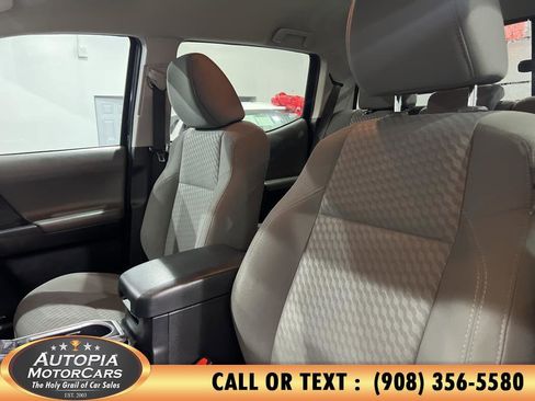 Used 2021 Toyota Tacoma SR5 image 14