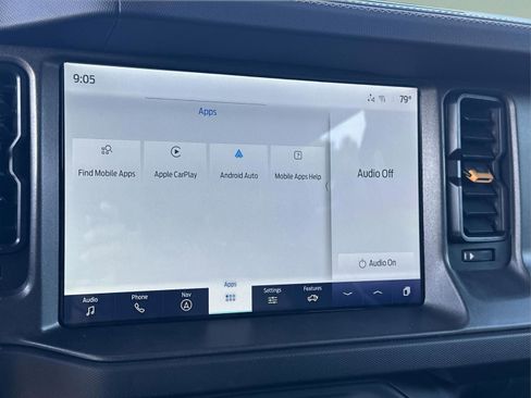 Used 2024 Ford Bronco Badlands image 12