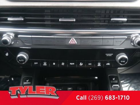 Used 2022 Kia Telluride SX w/ Nightfall Edition Package image 32