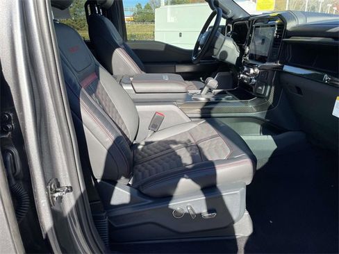 New 2025 Ford F150 Lariat w/ Equipment Group 502A High image 31