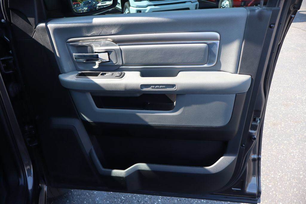 Used 2017 RAM 1500 Big Horn AWD/4WD image 28
