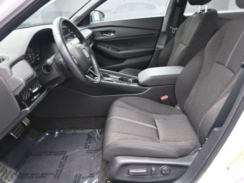 Used 2023 Honda Accord Sport image 14