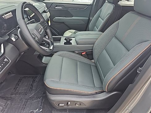 New 2026 GMC Acadia AT4 w/ Super Cruise Package image 16