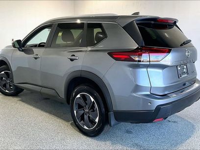 Used 2024 Nissan Rogue SV w/ SV Premium Package