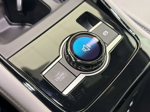 New 2026 Volkswagen Tiguan SEL R-Line AWD/4WD image 27