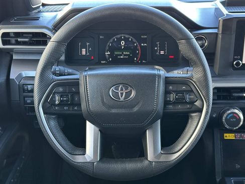 Used 2024 Toyota Tacoma SR5 AWD/4WD image 40