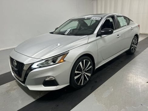Used 2019 Nissan Altima 2.5 SR w/ SR Premium Package image 5
