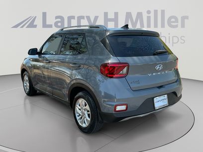 Used 2020 Hyundai Venue SEL w/ Convenience Package