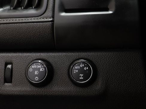 Used 2015 GMC Canyon SLT image 7